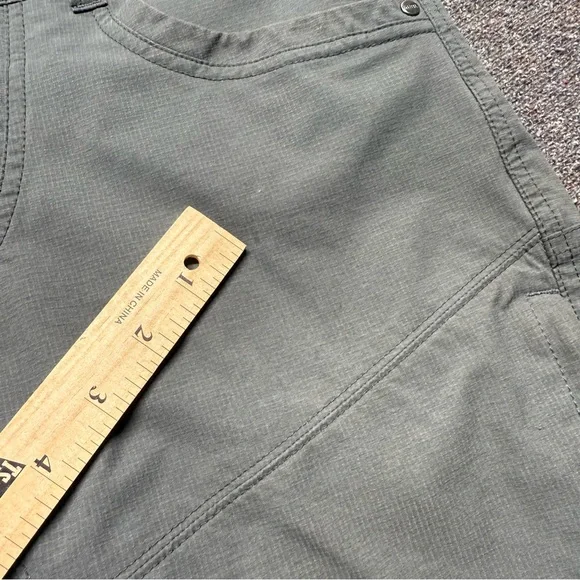 Kuhl Silencr Grey Casual Shorts Mens Size 30 - Picture 8 of 10